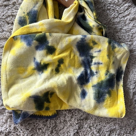 C&C Infinity Scarf - Picture 6 of 7